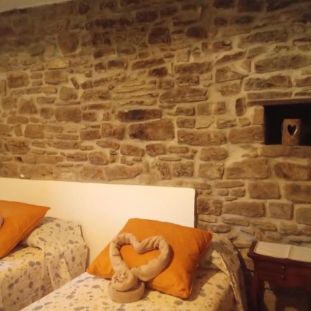 Agriturismo Il Regno del Marrone Castel del Rio Esterno foto