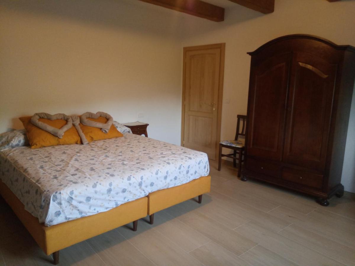 Agriturismo Il Regno del Marrone Castel del Rio Esterno foto